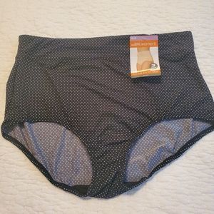 Warner's poka dot brief